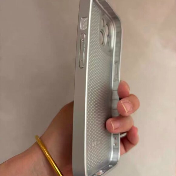 Cream iPhone16 Case - Picture 2 of 3